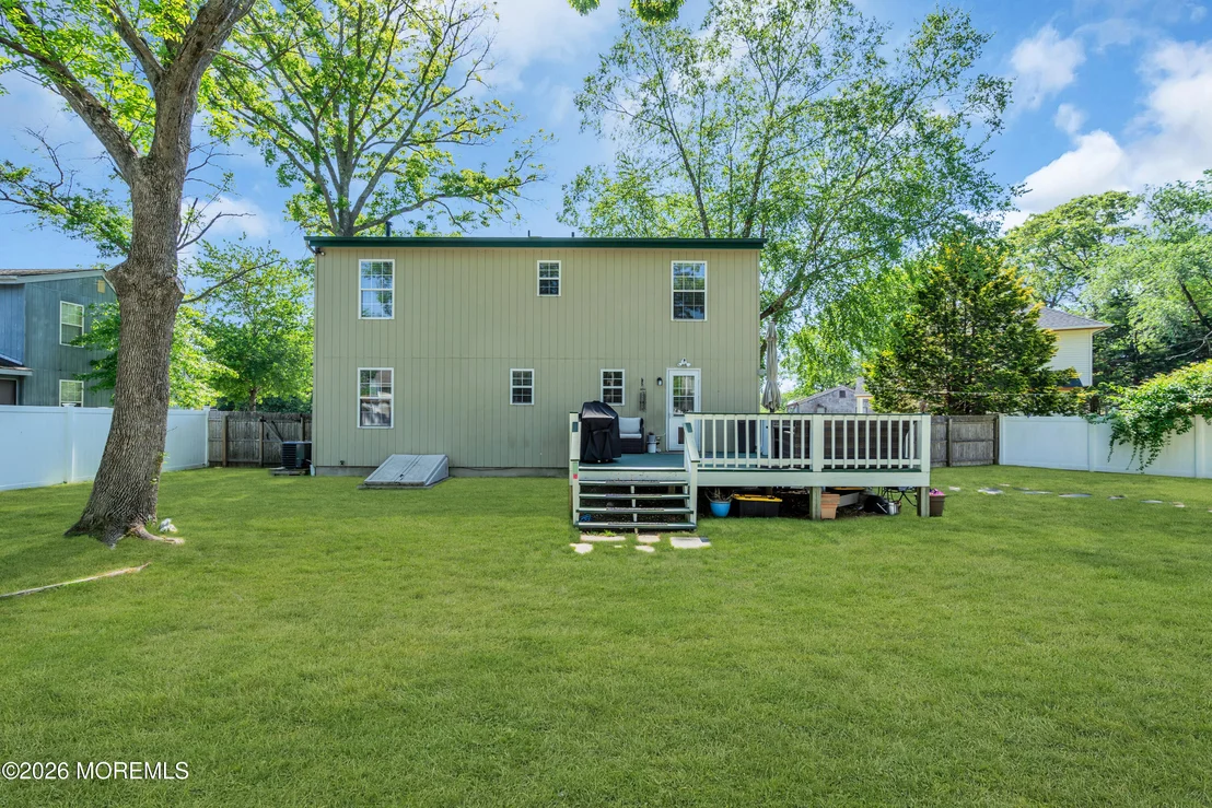 Photo of 352 Cedar Drive