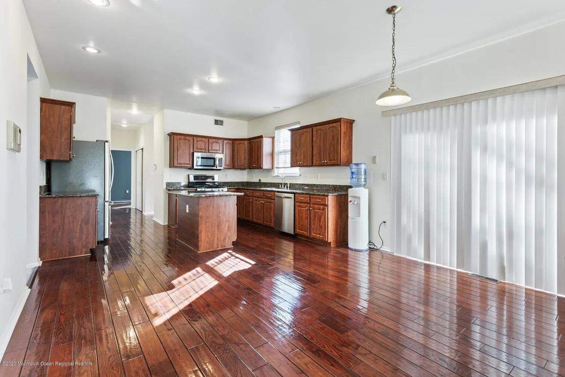 Photo of 11 Hardwood Drive