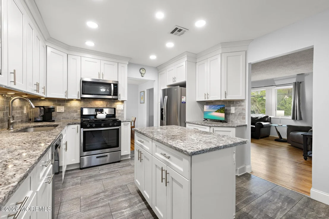 Photo of 309 Colonial Drive