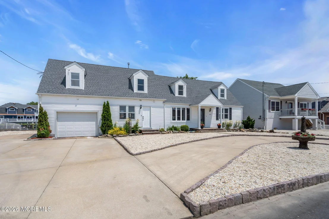 Photo of 974 Capstan Drive