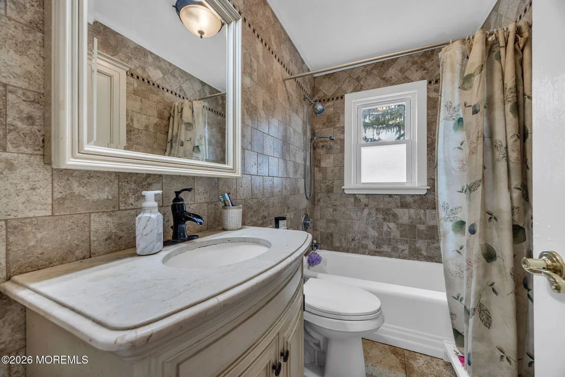 Photo of 37 Sunset Place