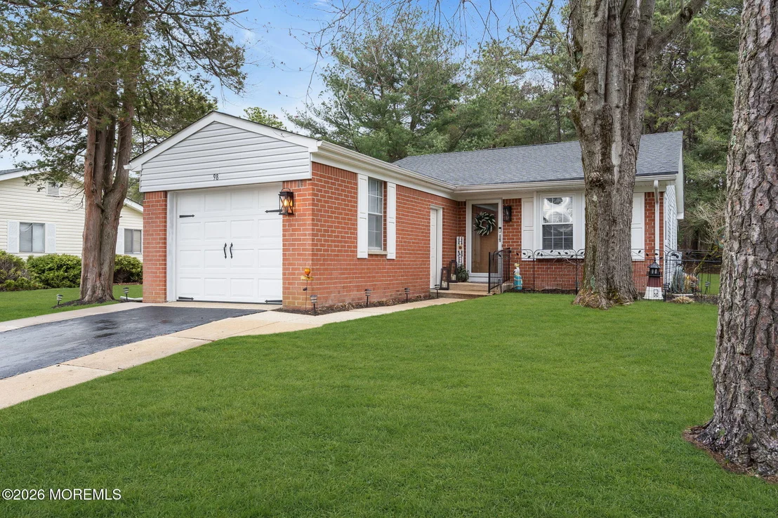 Photo of Unit 98 at 98 Constitution Boulevard