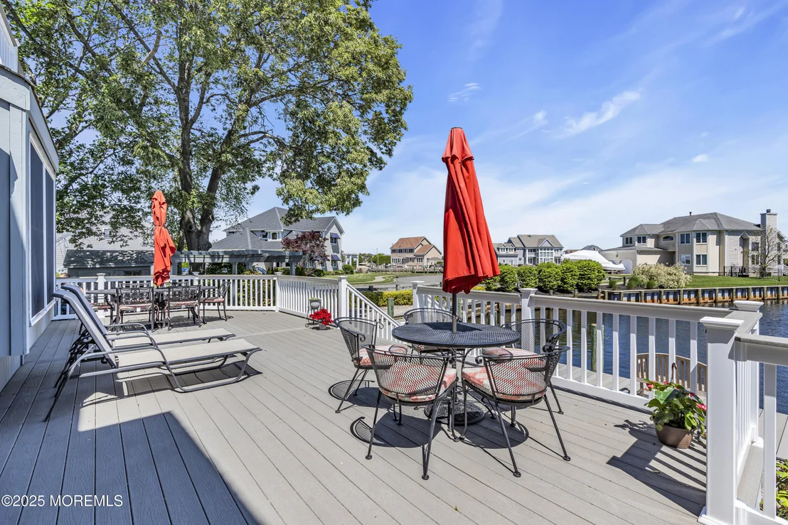 Photo of 560 Midwood Drive