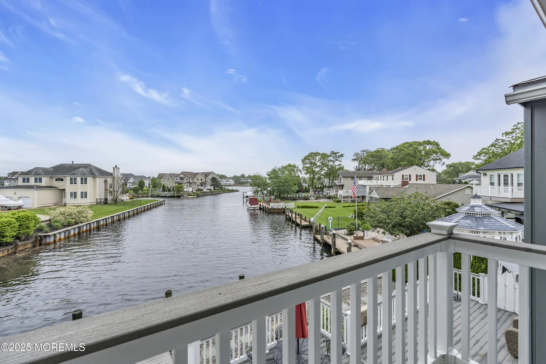 Photo of 560 Midwood Drive