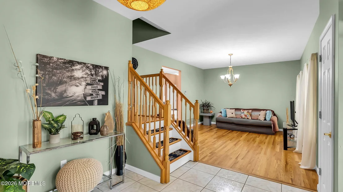 Photo of 645 Reed Road