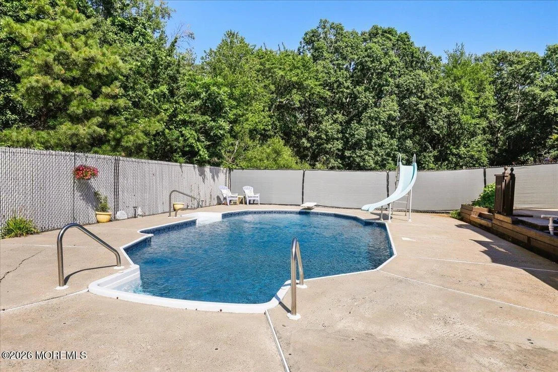 Photo of 48 Diamond Lane