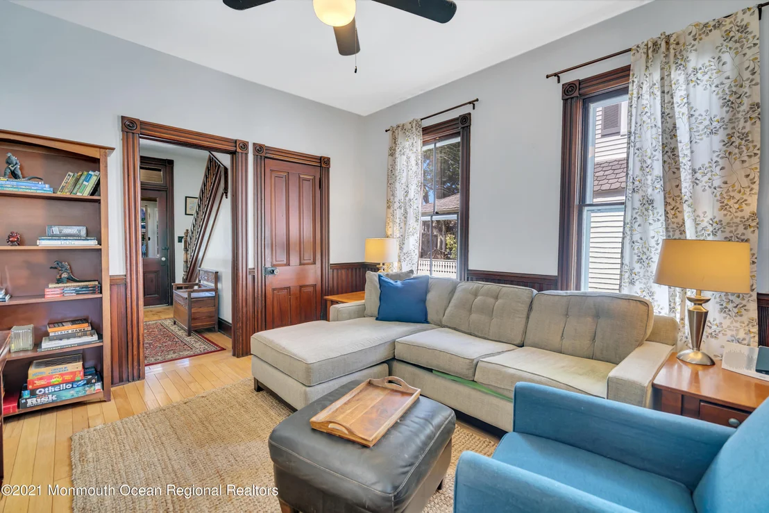 Photo of 32 Marcellus Avenue