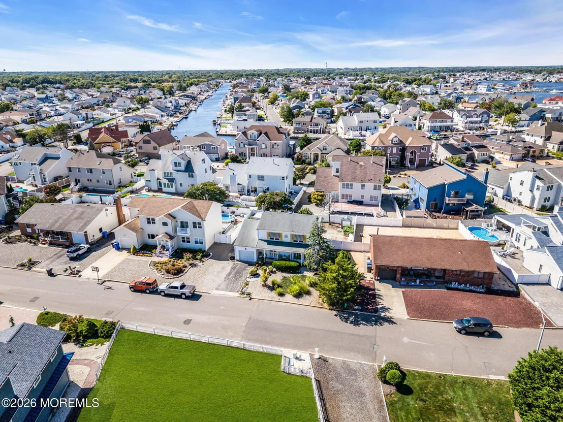 Photo of 3290 Long Point Drive