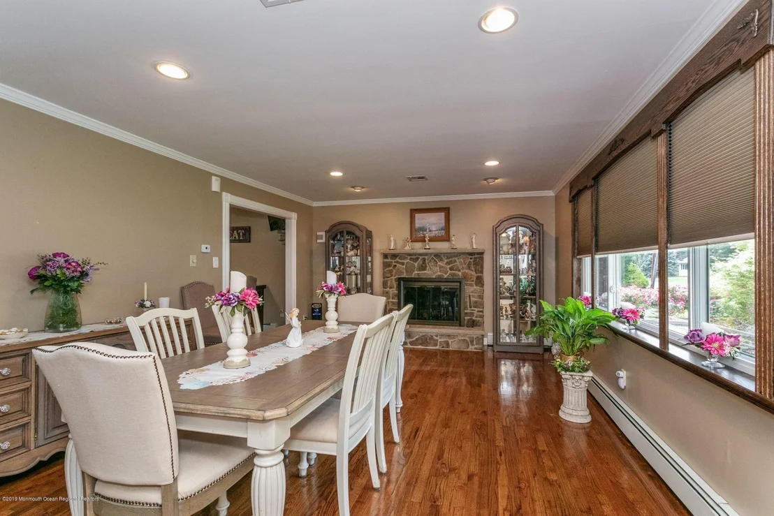 Photo of 326 Huxley Drive