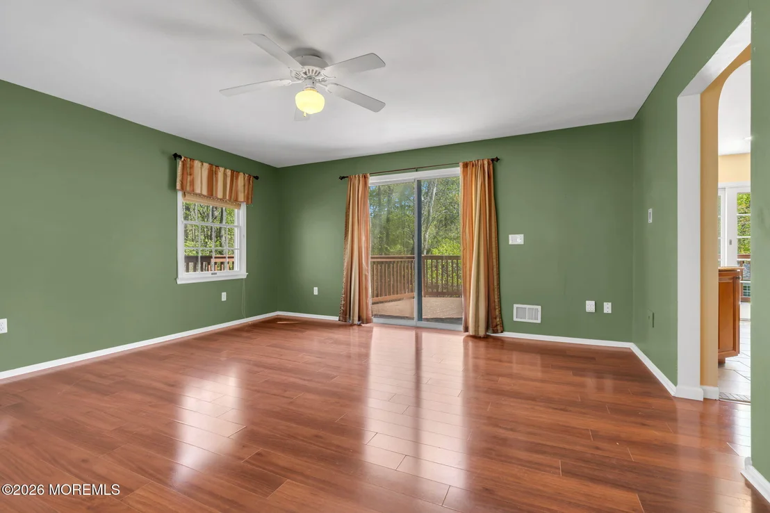 Photo of 205 Frank Applegate Road