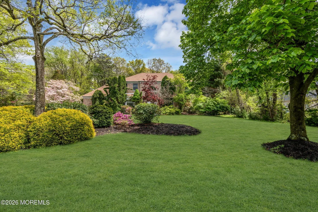 Photo of 4 Quaker Hill Road