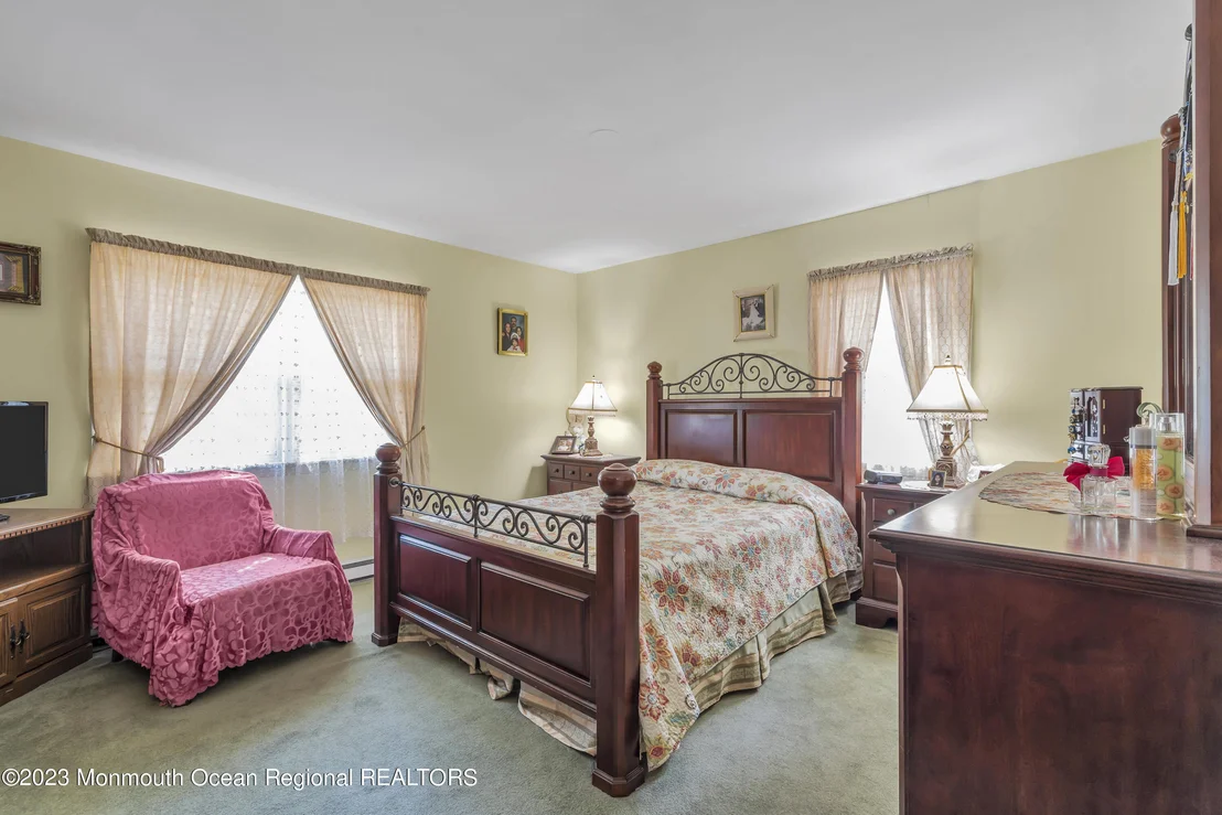 Photo of 303 Station Drive