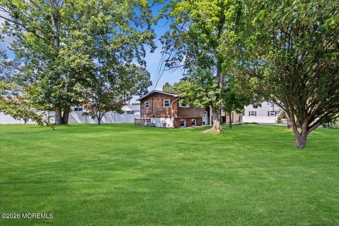 Photo of 1625 Commonwealth Boulevard