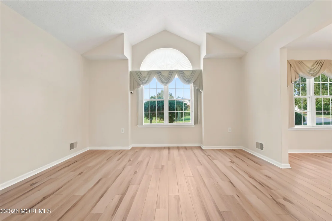 Photo of 29 N Baker Drive