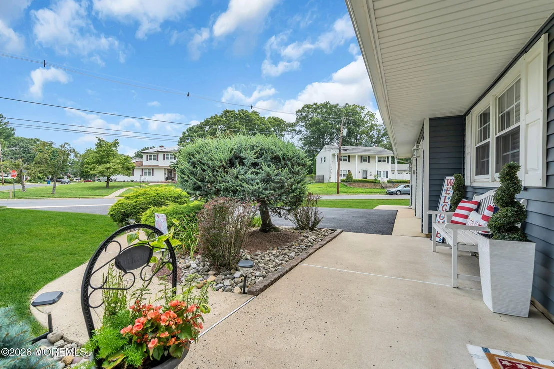 Photo of 1 Meadowbrook Drive