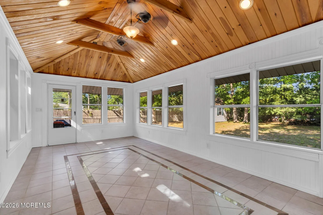 Photo of 424 Cornell Drive