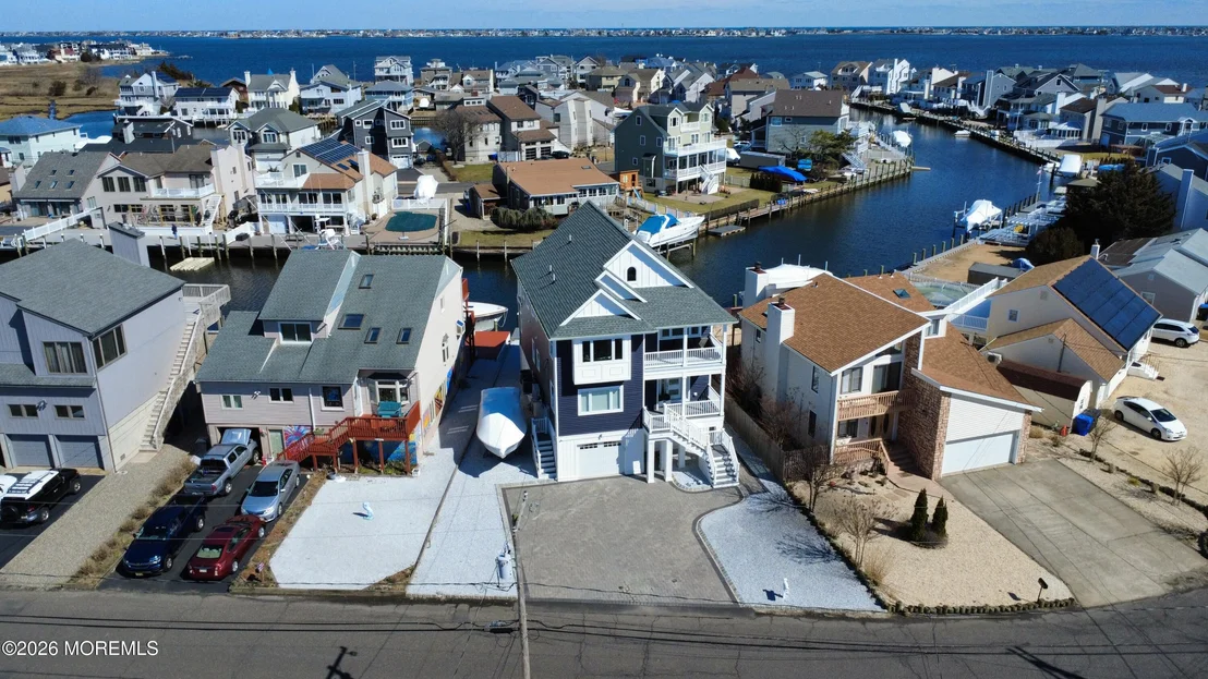 Photo of 24 Rochester Drive