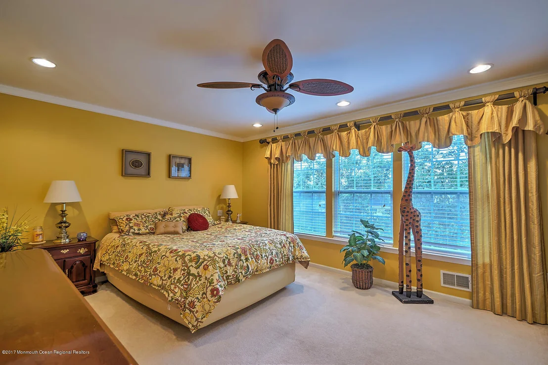 Photo of 13 Ridgeway Lane