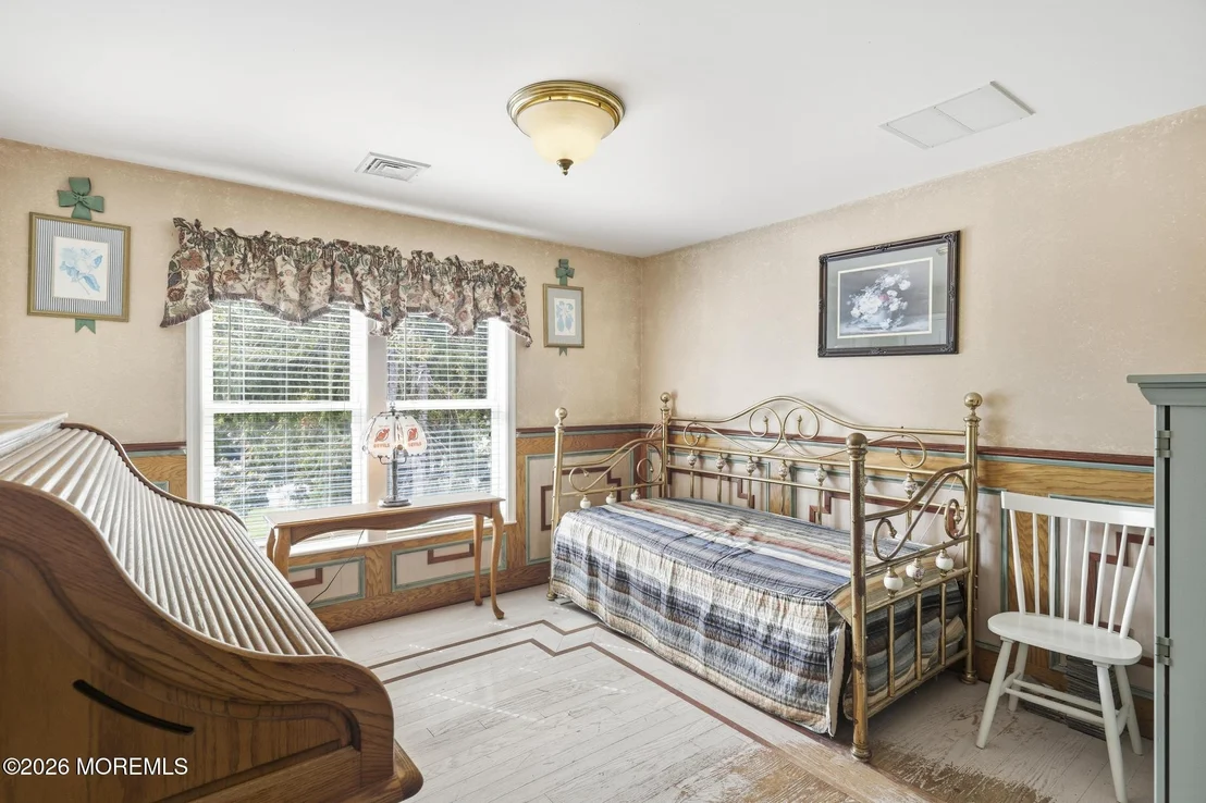 Photo of 711 Tall Oaks Drive