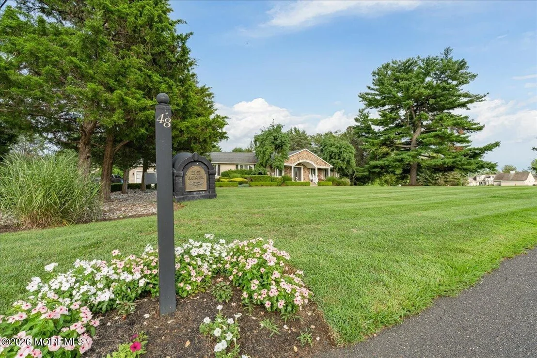 Photo of 48 Lakeside Avenue