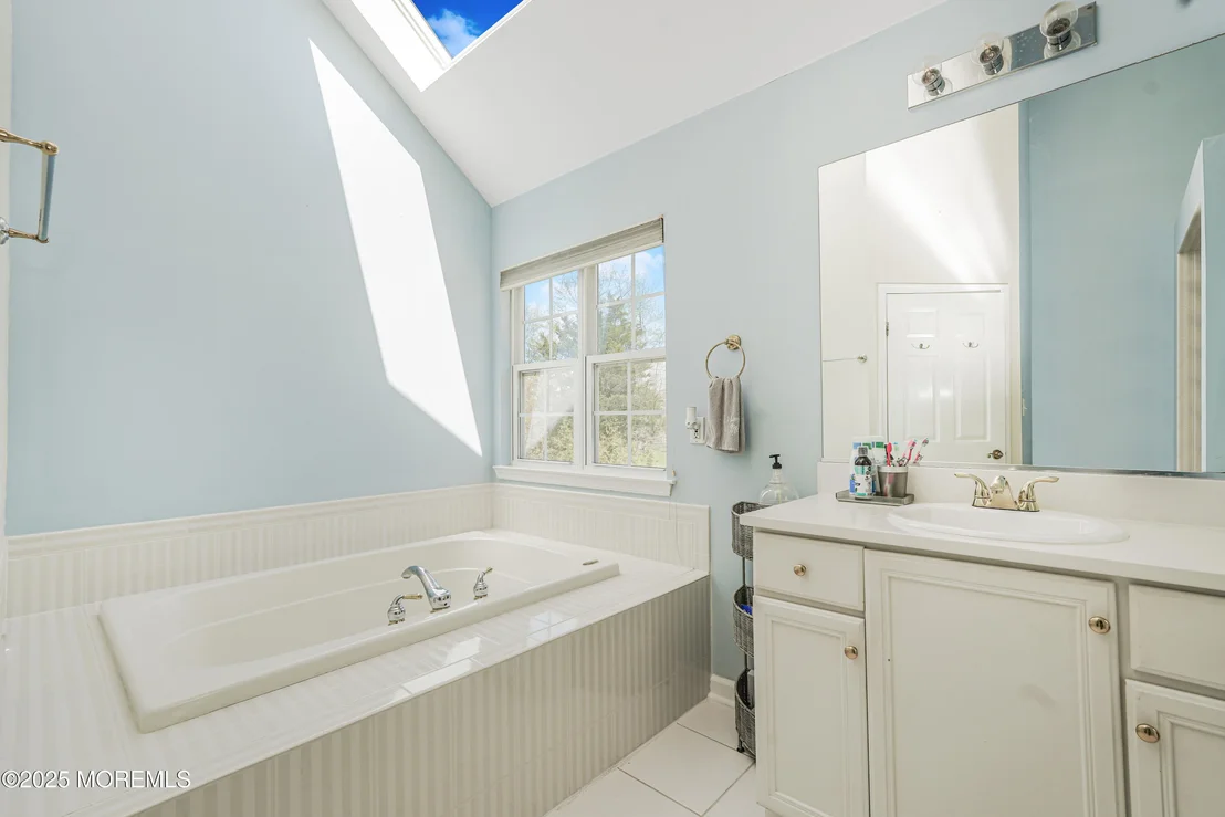 Photo of 1 Pondview Drive