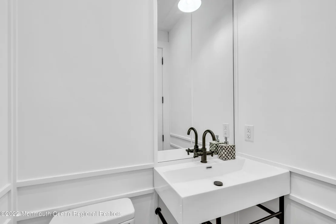 Photo of 376 Orenda Circle