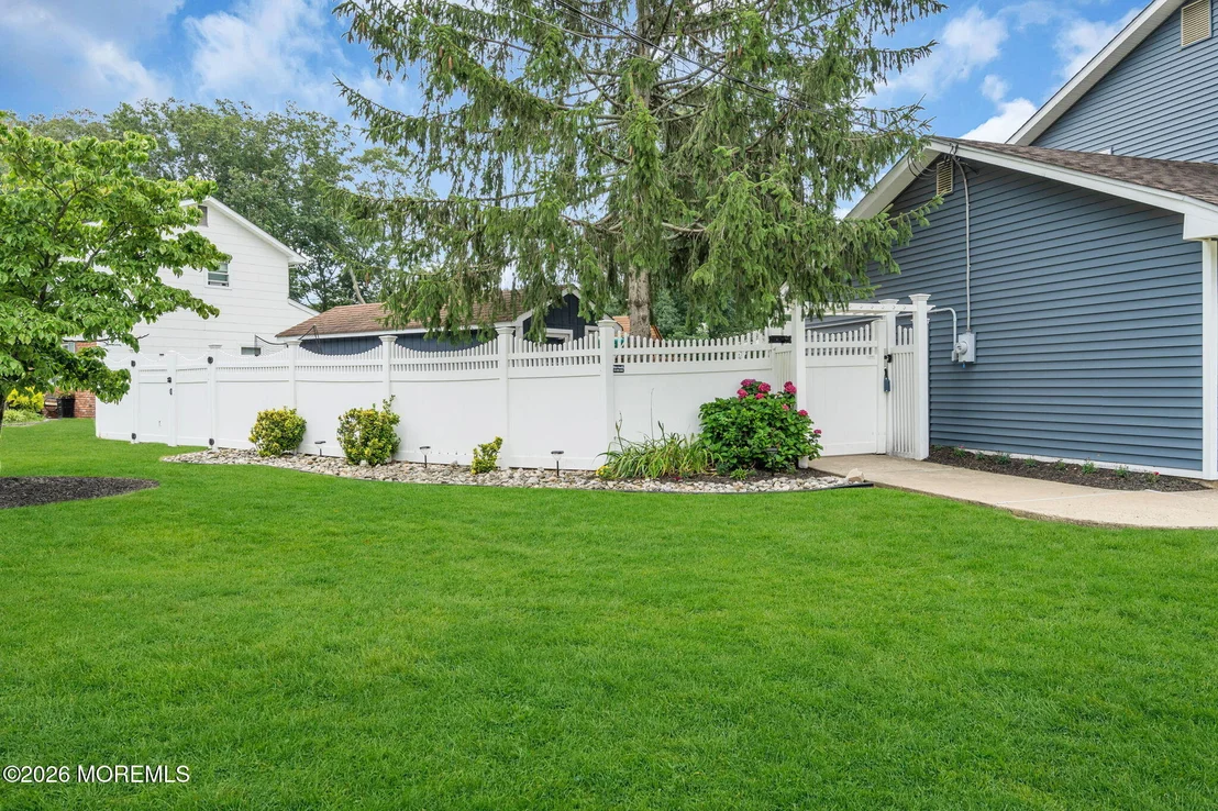 Photo of 1 Meadowbrook Drive