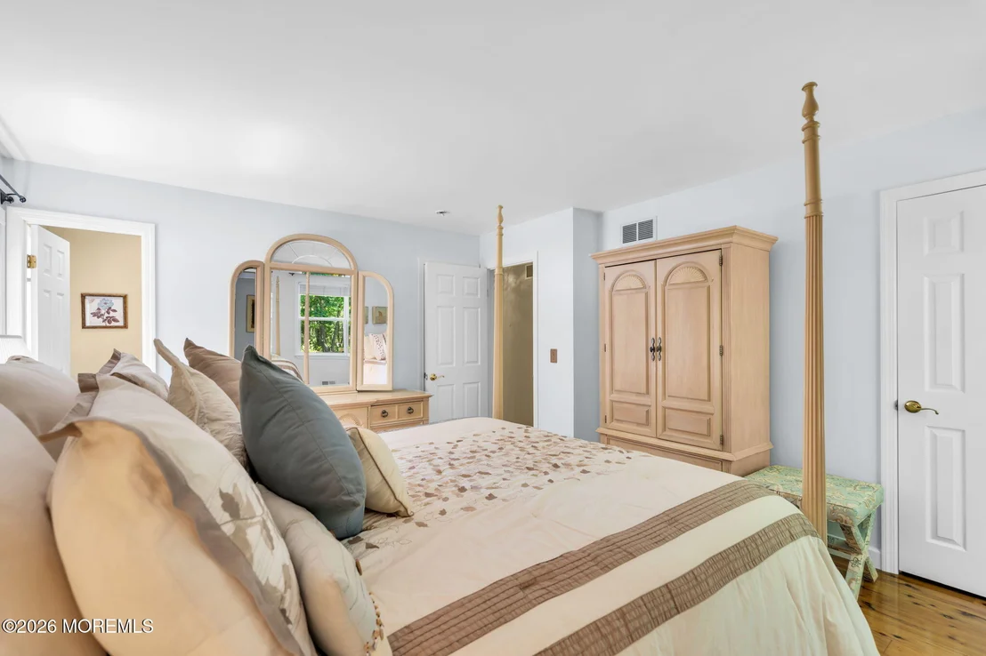 Photo of 819 Harmony Road