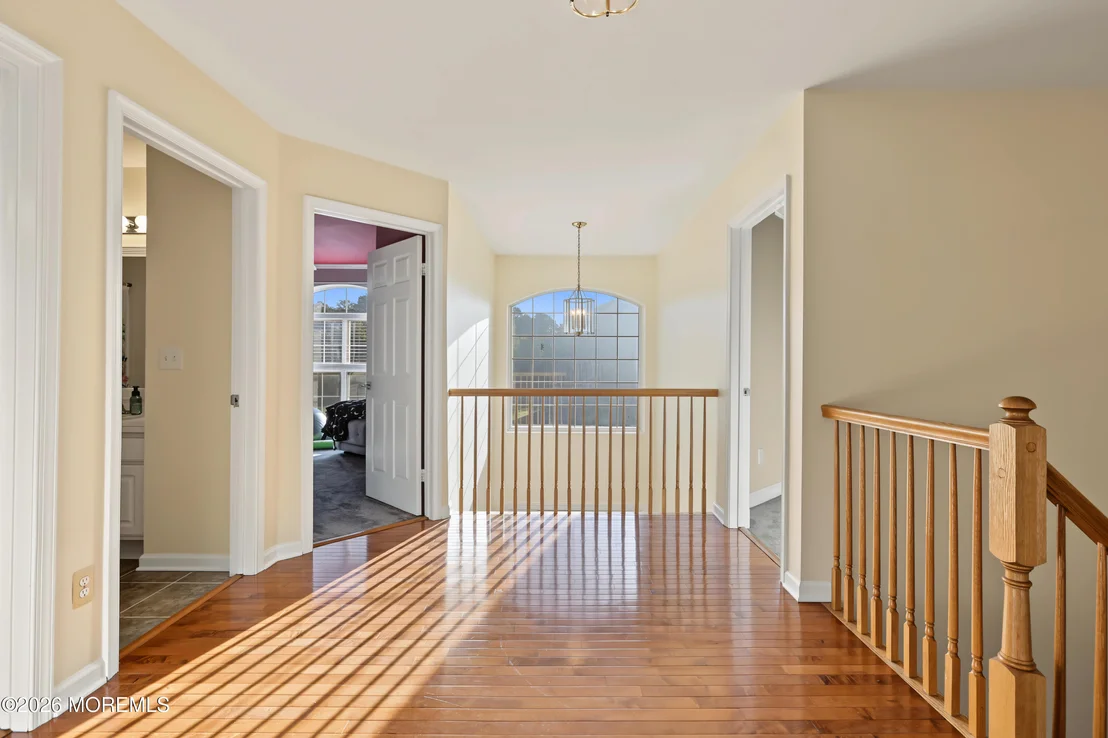 Photo of 611 Winterberry Boulevard