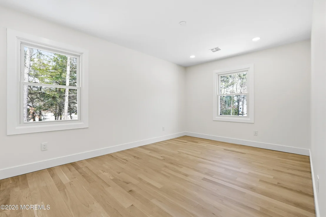 Photo of 20 Overlook Drive