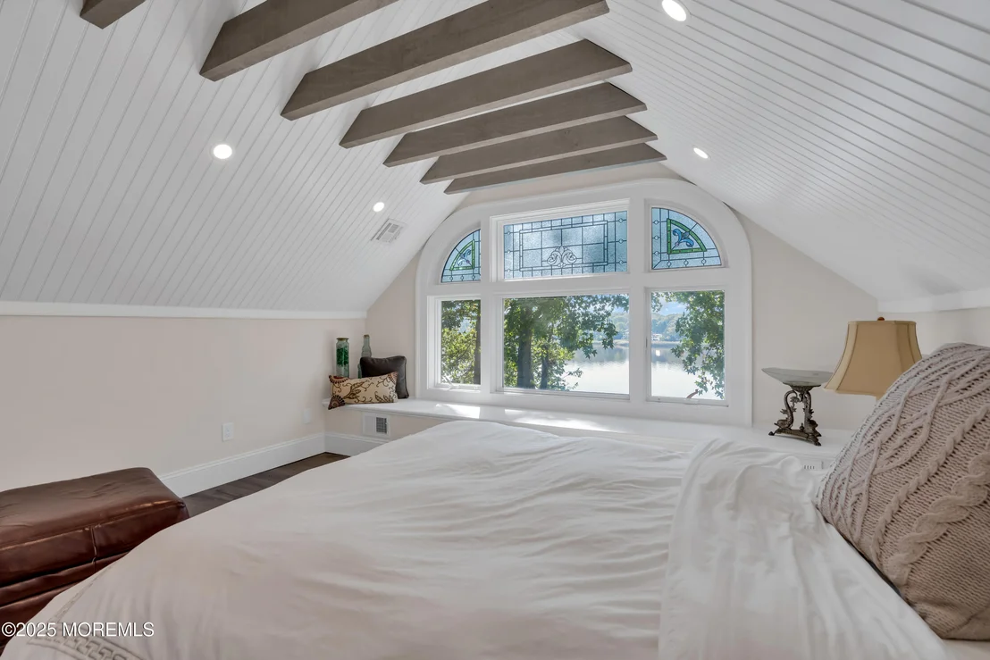 Photo of 2403 Riverside Terrace