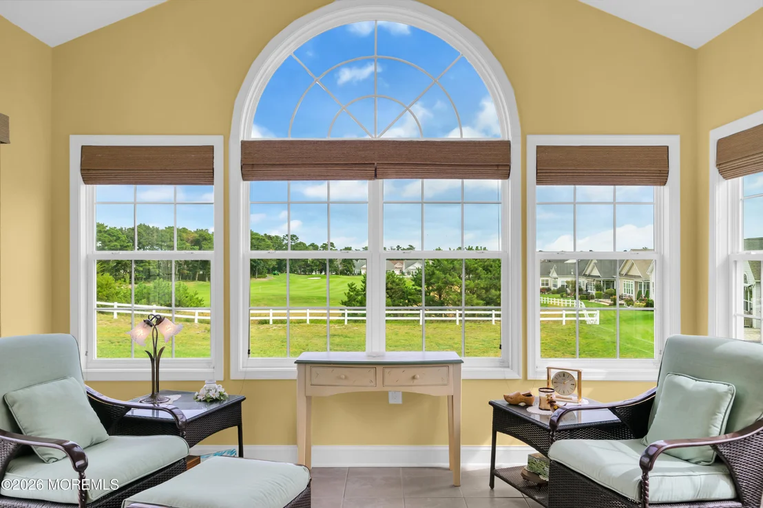 Photo of 4 Bay Head Court