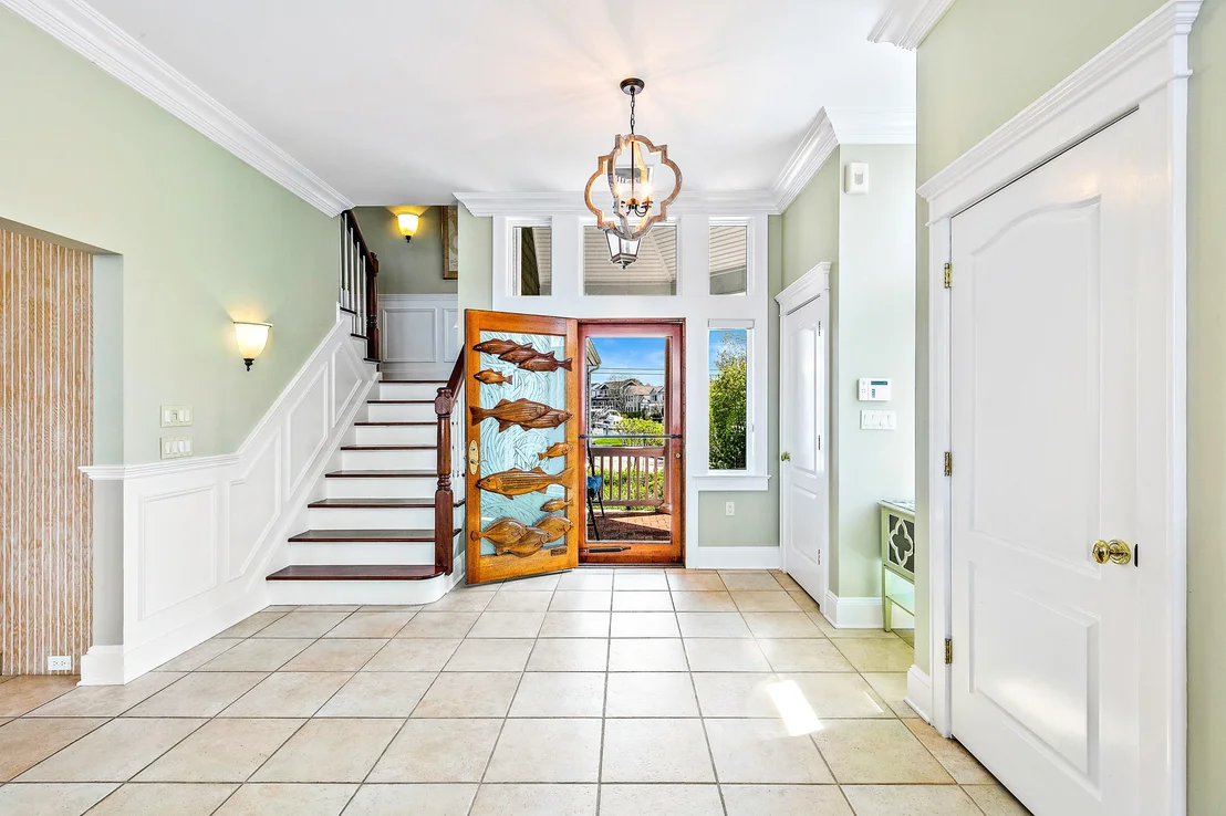 Photo of 770 North Drive