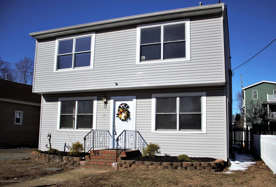 Photo of 12 Chingarora Avenue