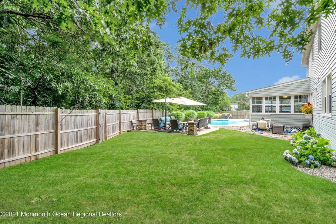 Photo of 213 Doe Road