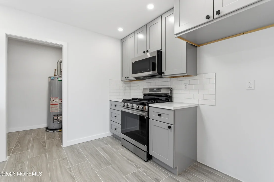 Photo of 52 Pomona Boulevard