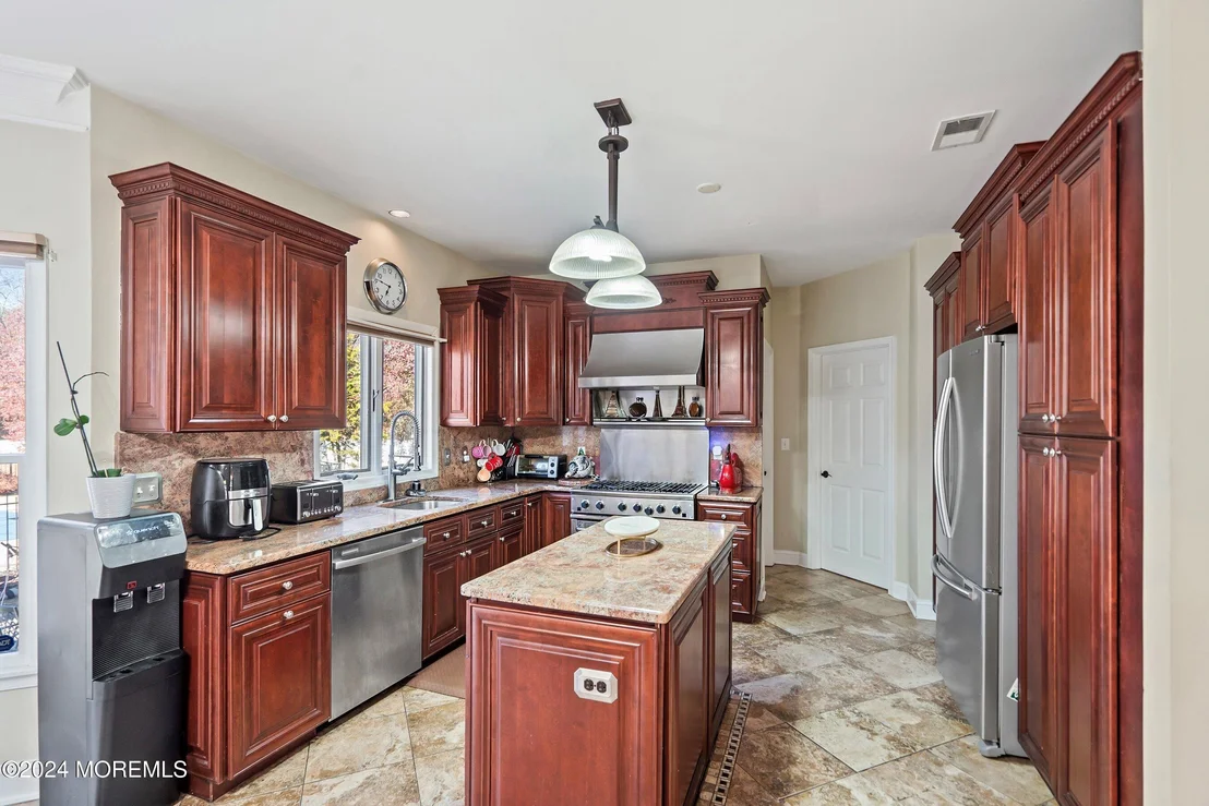 Photo of 38 Overlook Drive