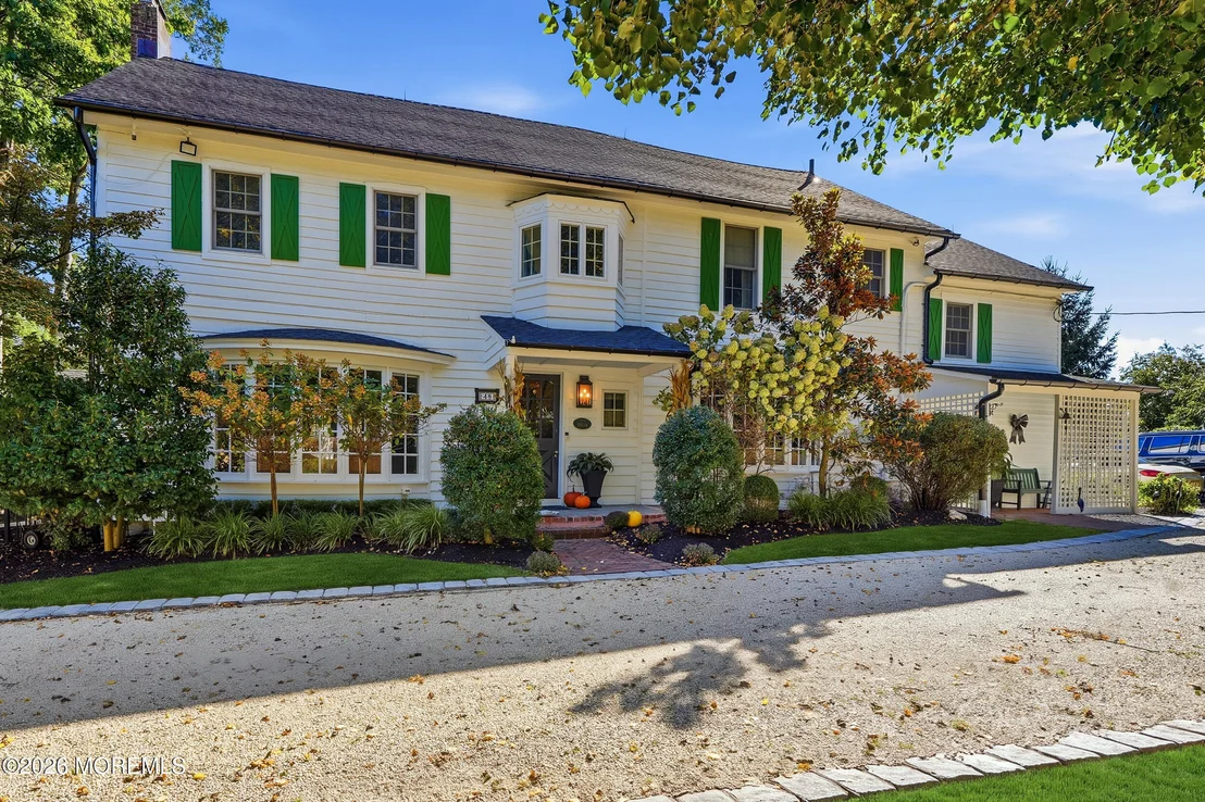 Photo of 48 Hedge Drive