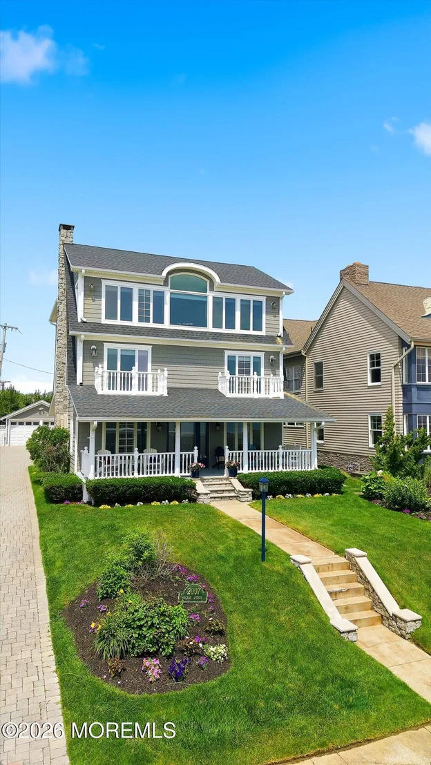 Photo of 2007 Ocean Avenue N
