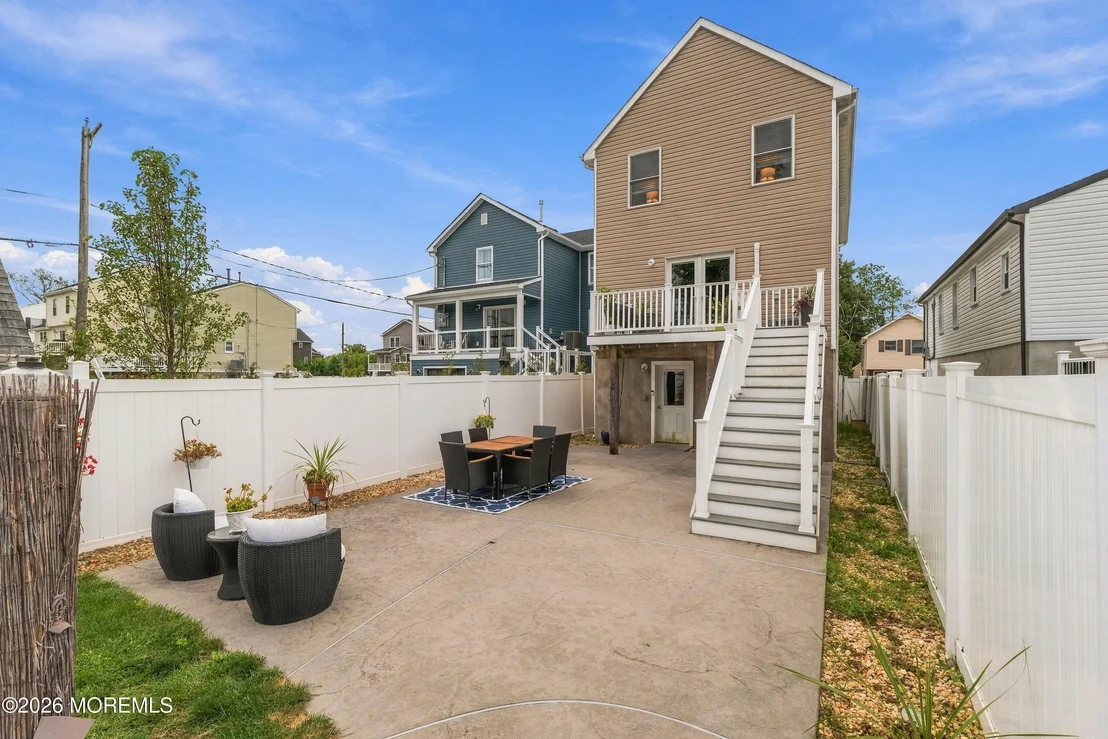 Photo of 355 Lorillard Avenue
