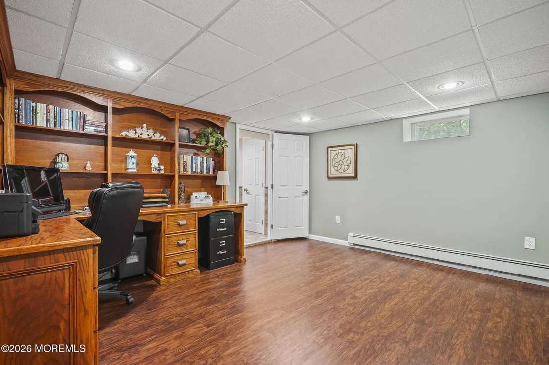 Photo of 296 Sunnybrook Road