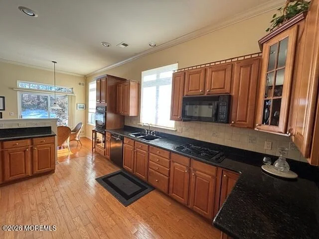 Photo of 21 Rumson Court