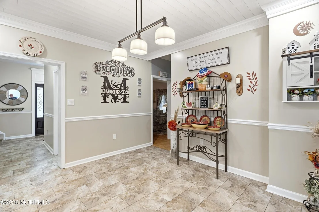 Photo of 711 Tall Oaks Drive
