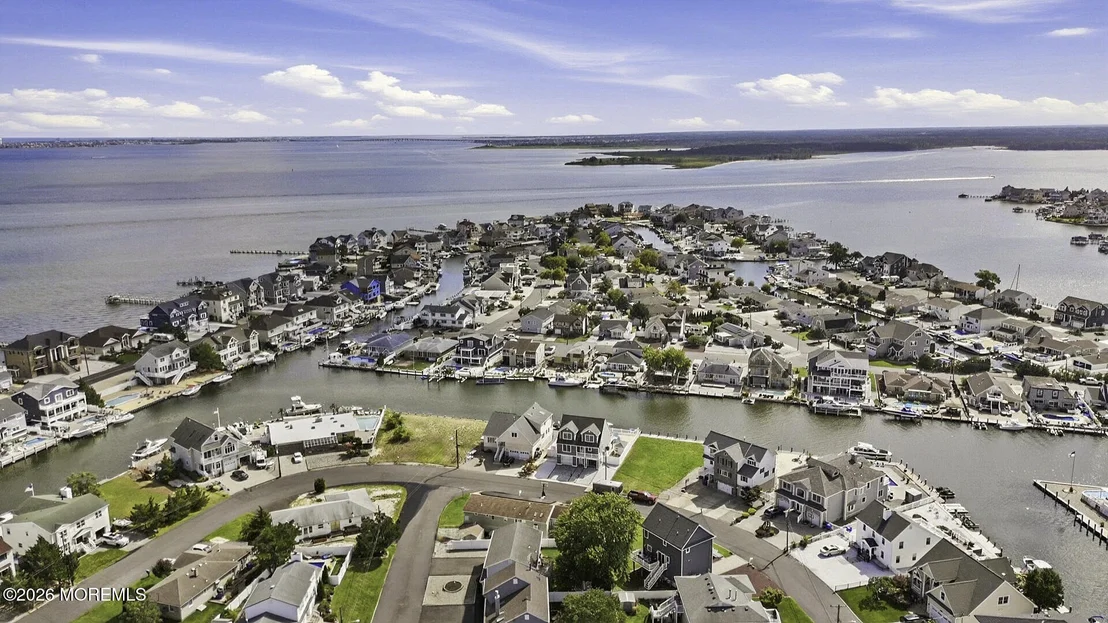 Photo of 4 Harbor View Lane
