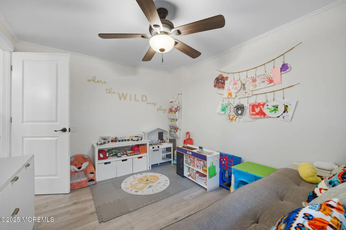 Photo of 1015 Tampa Road