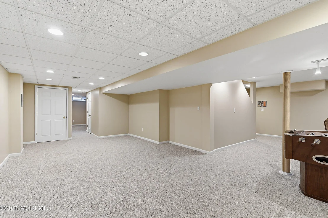 Photo of 433 Meadowood Road