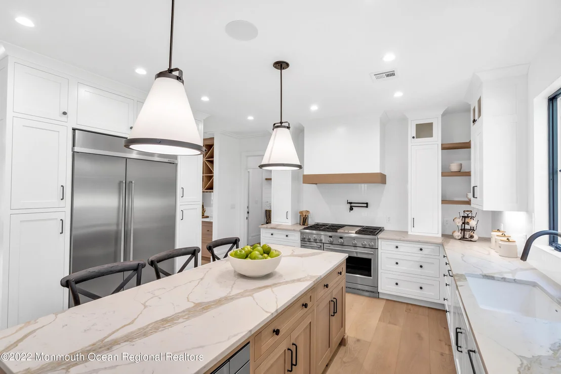 Photo of 376 Orenda Circle
