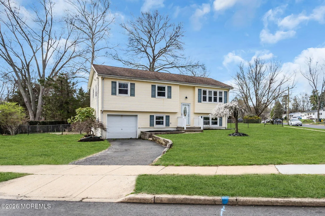 Photo of 7 Spruce Terrace