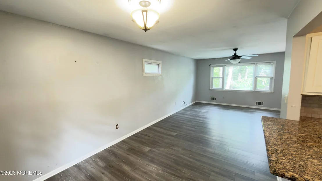 Photo of 11 Maple Street