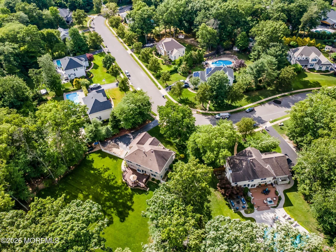 Photo of 2093 Overbrook Drive